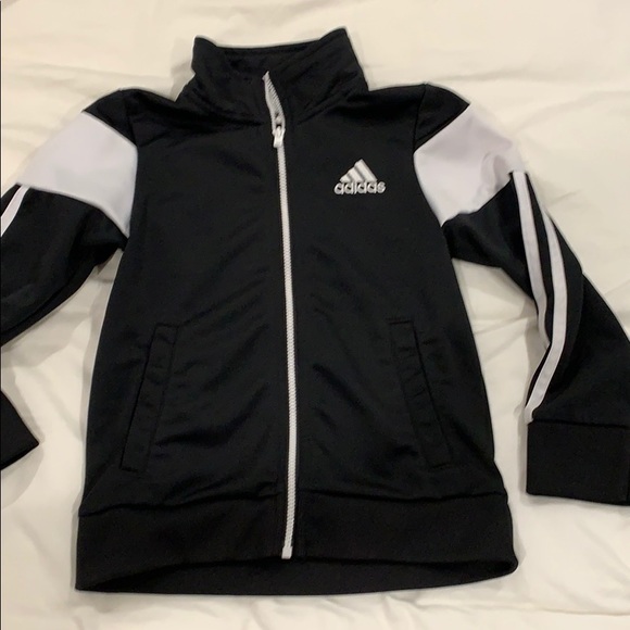 Size 4 adidas track jacket barely worn - Picture 1 of 3